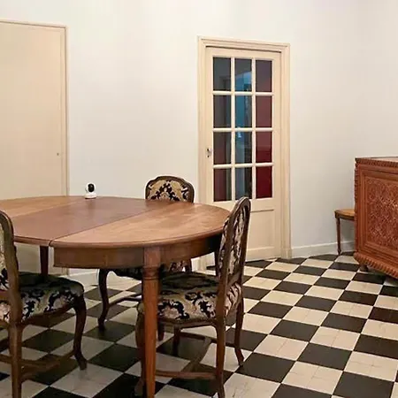 3 Bedroom Cozy In *