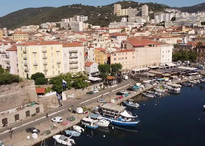 Apartment Awesome In With Wifi *