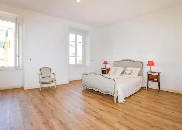 Apartment Awesome In With Wifi Ajaccio (Corsica)