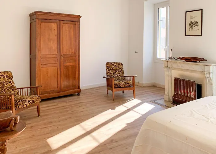 Apartment Awesome In With Wifi Ajaccio (Corsica)