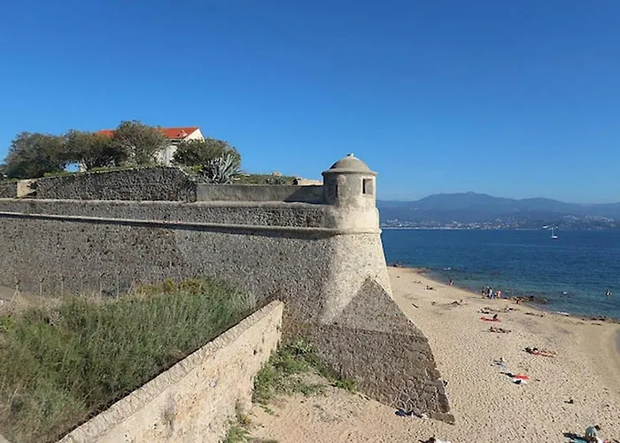 Awesome In With Wifi Ajaccio (Corsica)